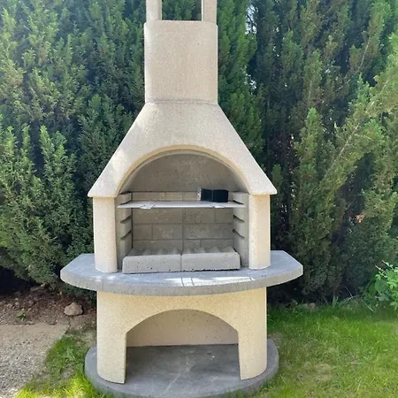Bellavita - Mit Grossem Eingezaeuntem Garten - Infrarotsauna - 3 Hunde Willkommen - Badesee 800m Entfernt *