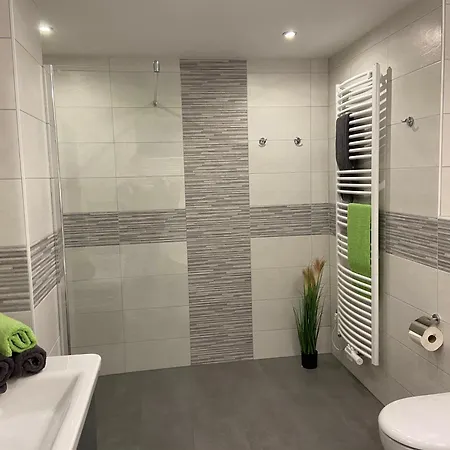 Bellavita - Mit Grossem Eingezaeuntem Garten - Infrarotsauna - 3 Hunde Willkommen - Badesee 800m Entfernt Semesterbostad Walkenried