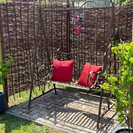 Bellavita - Mit Großem Eingezäuntem Garten - Infrarotsauna - 3 Hunde Willkommen - Badesee 800m Entfernt *