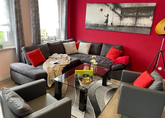 Bellavita - Mit Grossem Eingezaeuntem Garten - Infrarotsauna - 3 Hunde Willkommen - Badesee 800m Entfernt